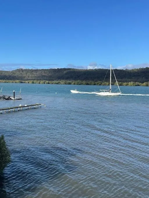 Waterfront, Deep Water Pontoon, Views To Straddie Russell Island 0*,  Australia